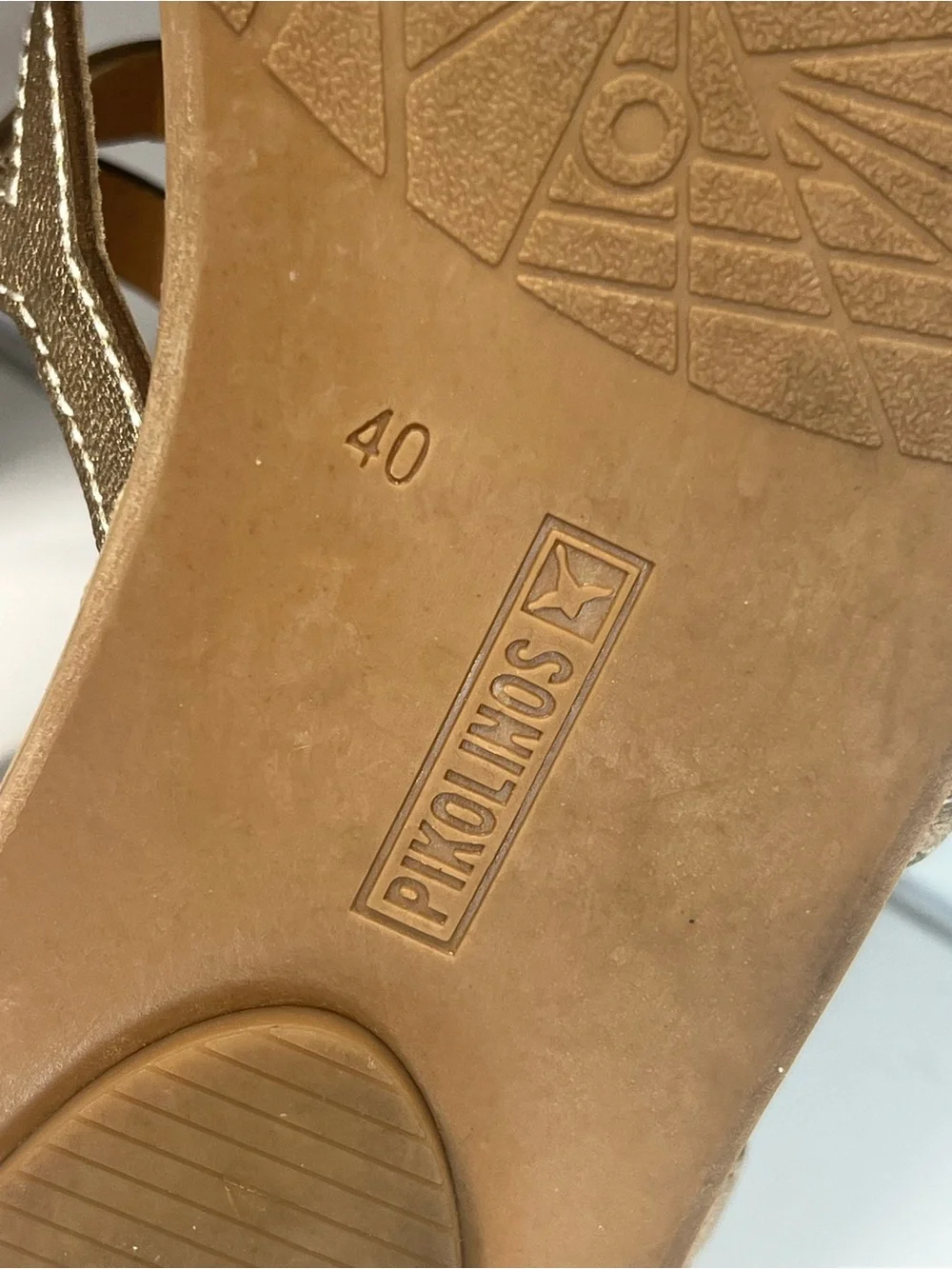 Pikolinos Gold Metallic Leather Strappy Sandals EU 40